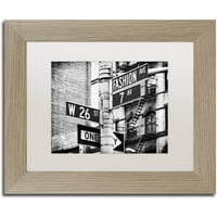 Zaštitni znak likovna umjetnost Fashion Avenue NYC Canvas Art by Philippe Hugonnard, White Matte, okvir breze