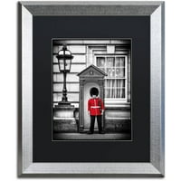 Zaštitni znak likovna umjetnost Queen's Guard London Canvas Art by Philippe Hugonnard, Black Matte, Silver Frame