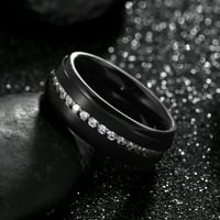 Zaručnički prsten od volframovog karbida s bijelim kubičnim cirkonijem U Stilu Airbendera i stepenastim rubovima