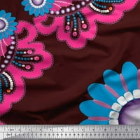 Karirana tkanina i umjetnički otisci na tkaninama s cvjetnim uzorkom Od tkanine